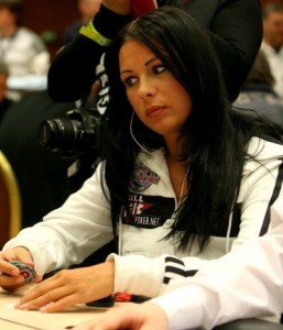 sandra naujoks